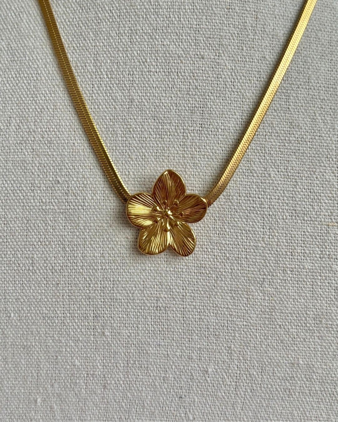 Hibiscus Snake Chain