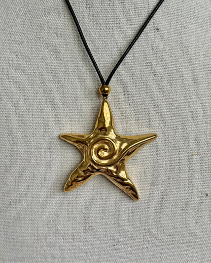 Nerio Necklace