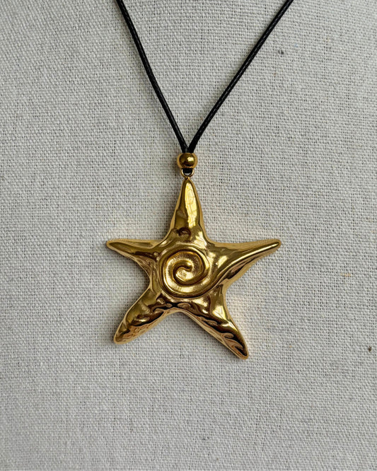 Nerio Necklace