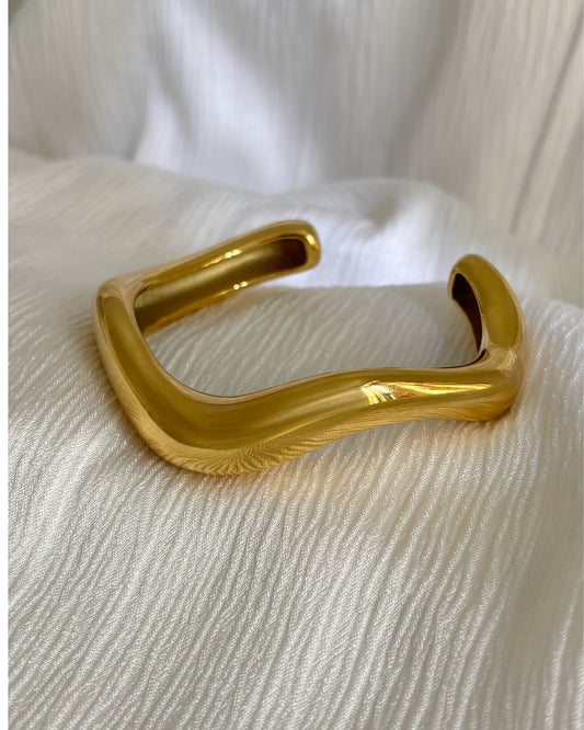 Ondina Cuff