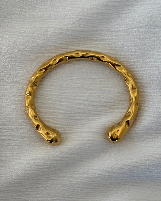 Sierra Cuff